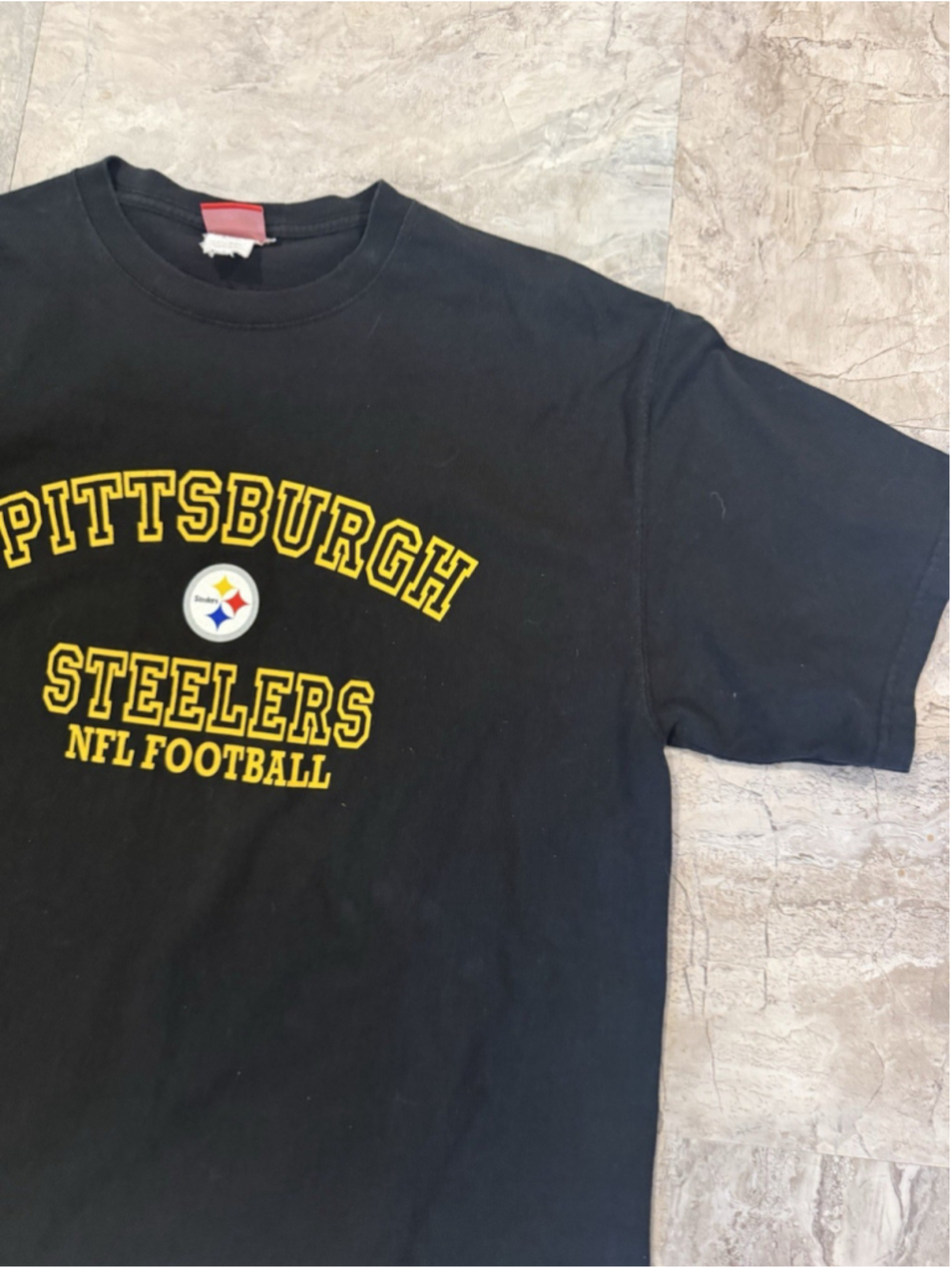 VTG Pittsburgh Steelers NFL Team Apparel Black Graphic Print T Shirt XL